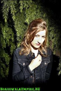 kelly_macdonald_photo_boardwalkempire.ru_004 (372x555, 60 kБ...)