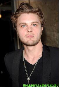 michael_pitt_photo_boardwalkempire.ru_078 (403x600, 38 kБ...)