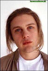 michael_pitt_photo_boardwalkempire.ru_092 (735x1084, 103 kБ...)
