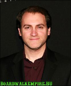 michael-stuhlbarg-photo-boardwalkempire.ru-001 (332x400, 19 kБ...)