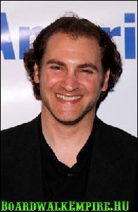 michael-stuhlbarg-photo-boardwalkempire.ru-003 (261x400, 19 kБ...)